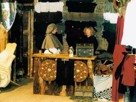 La Tunika - Historische Gewandungen
