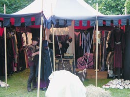 La Tunika - Historische Gewandungen